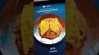 BTS EATING FROM THEIR DYNAMITE 1B SPOTIFY PLAQUE 😭 LMAO YES KINGS 👑 #shorts #bts #spotify #explore
