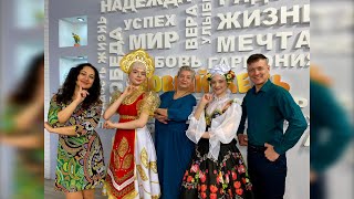 Гости программы: представители ансамбля сибирского танца «Багульник»