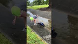 Traxxas Xmaxx Dead In The Waterwife Vehicle Recovery