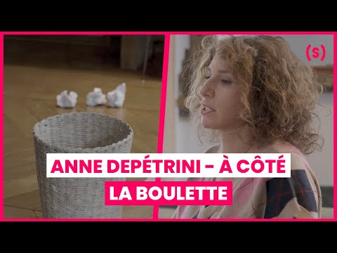 The Blooper - Anne Depétrini - À Côté Episode 1