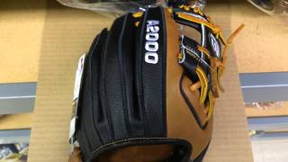 A2000 WTA2000BBSS1788 Tan / Blk National Athletic Supply