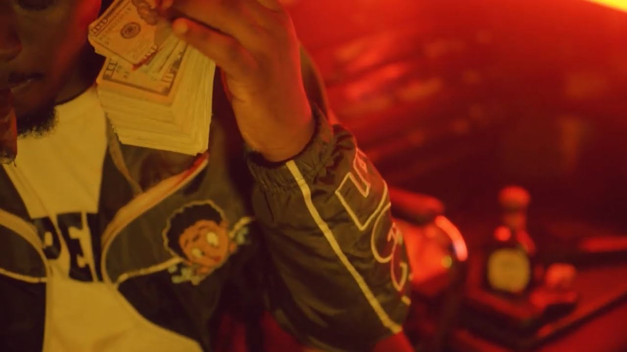 Guarda Vlonerrzz- Skreetsweeper (Official Music Video) su YouTube Guarda Vlonerrzz- Skreetsweeper (Official Music Video) su YouTube