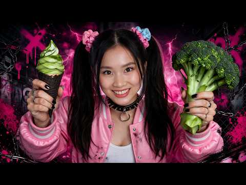 Baby Shu convinces mum to feed her ice cream for dinner!! 🍨