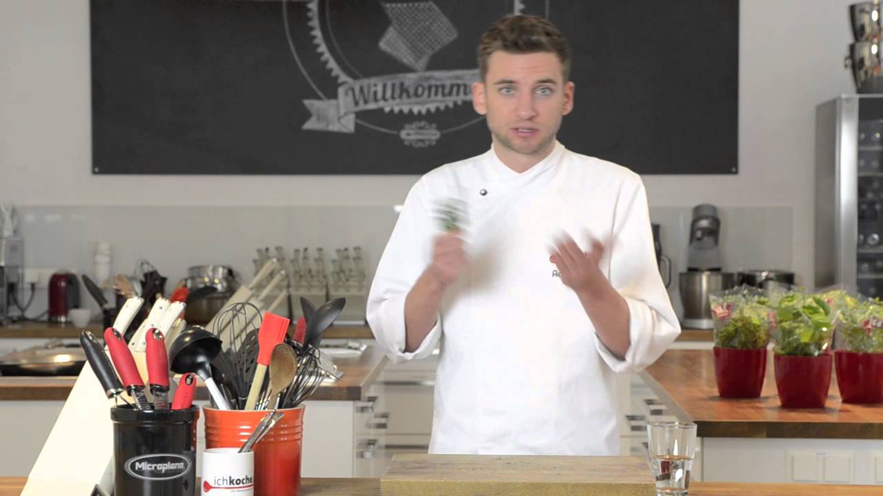 So bleiben Kräuter länger frisch