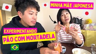 Minha mãe japonesa experimentando café da manha japonesa.