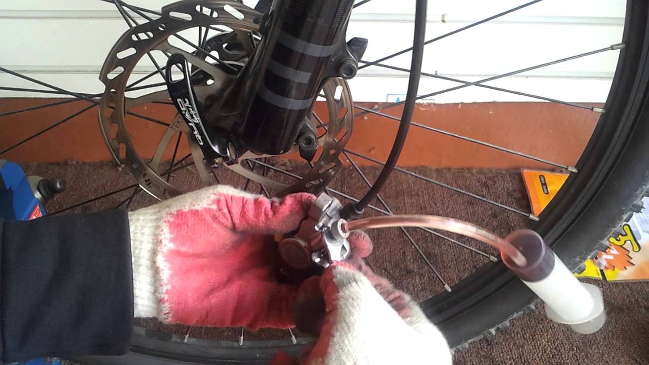 시마노 디스크 브레이크 블리딩(Shimano disc brake bleeding) YouTube