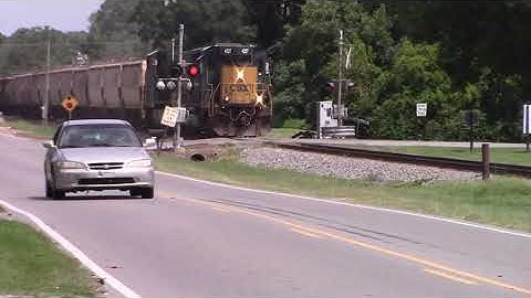 CSX G965-27 SD40-3 & AC44CW  with the Nice Horn Salute Working Hard in Notch 8 Sounding great