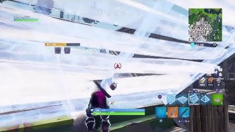 Trash Talking Squeaker Gets Exposed In a 1v1