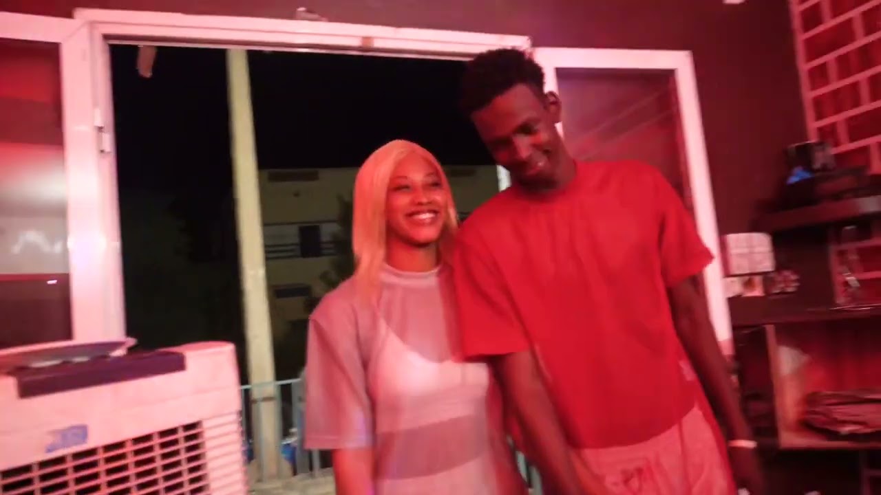 BABA-RASTA-ViVRE-LAMOUR(CLIP OFFICIEL)