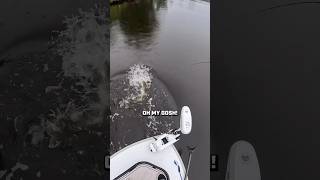 Boat side eats are just another reason we love fishing 🙌 MinnKota