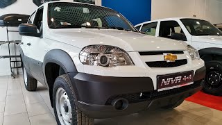 Chevrolet Niva 2019 4×4 1.7 80 л.с. Комплектация L. Цвет Айсберг Chevrolet Niva 2019 4×4 1.7 80 л.с. Комплектация L. Цвет Айсберг