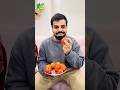 Gaurav ki tarha aapko bhi tamatar mazedar lagte hai#gauravaroravlogs #youtubeshorts #shorts