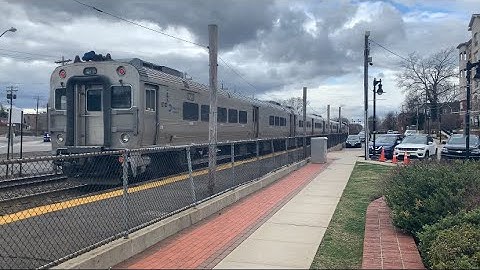 NJT/MNCW 2000s Round Tag K5LA on synth