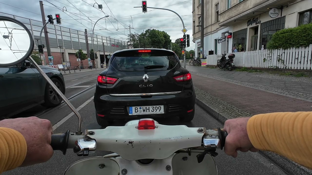 Ausfahrt von Friedrichshagen über Rahnsdorf und Schöneiche nach Woltersdorf mit der Simson