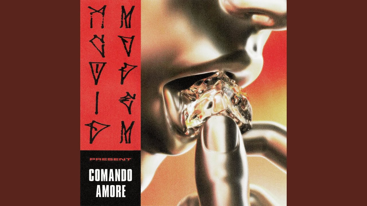 Nike Schuh (feat. Caramelo, JONNY5, BADBOYBLONDEY)