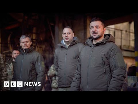 Ukraine’s President Zelensky visits front-line city of Bakhmut – BBC News