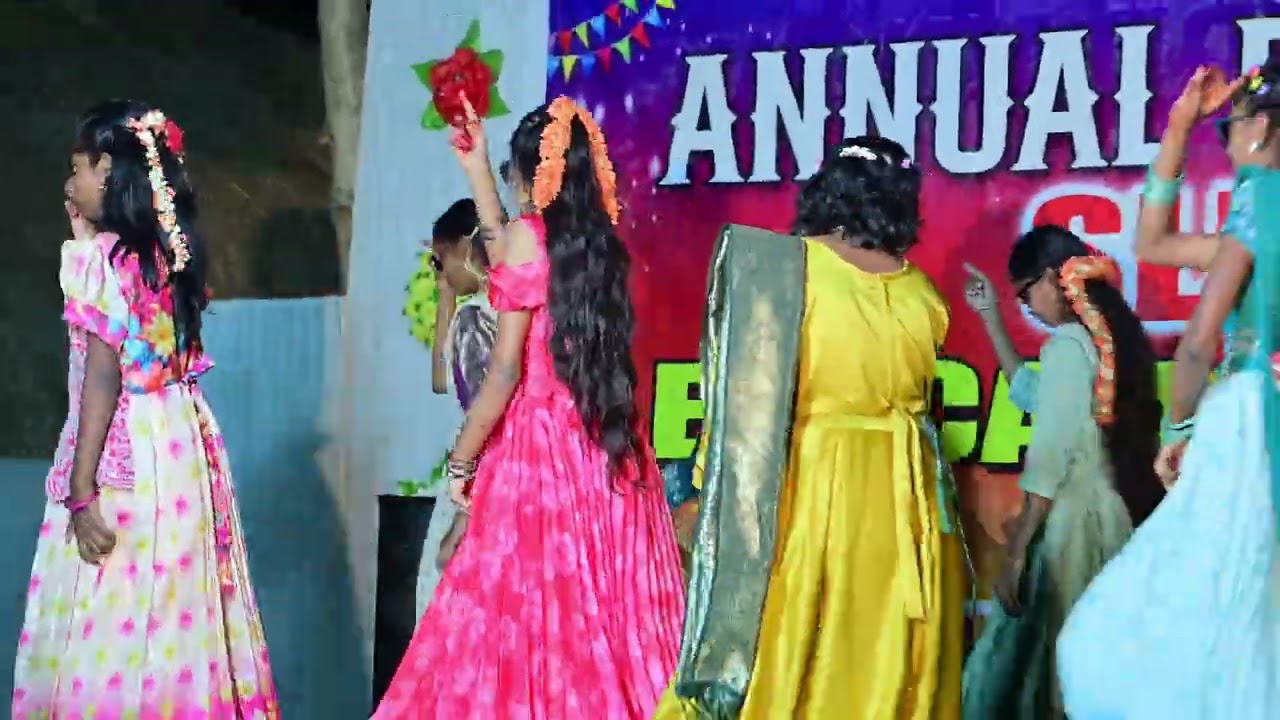 Dance moves by the 6th grade girls looked truly energetic @slmchaitanya9524  @AnnualDay2026