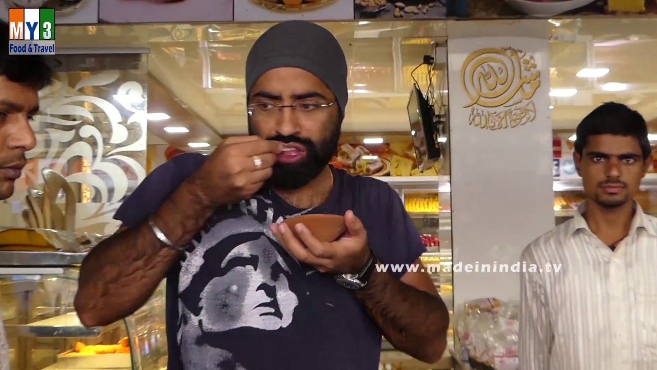 ROADSIDE SWEET SHOP | ALL TYPES OF FESTIVAS SPECIAL SWEETS | INDIAN OLDCITY STREET FOODS street food