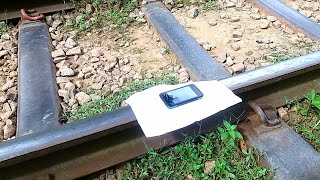 smartphone vs train
