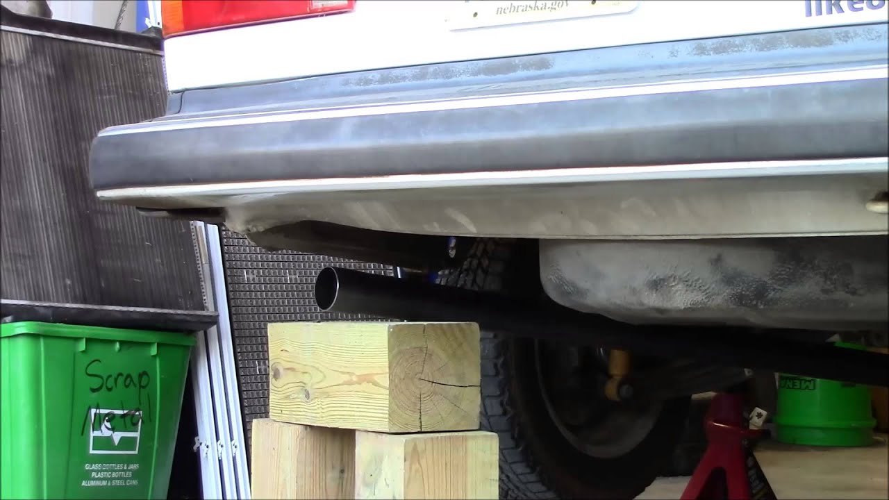 e30 2.25" exhaust YouTube