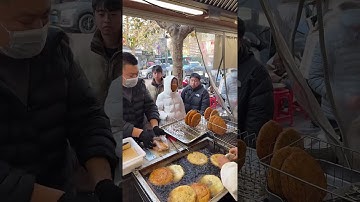 Enjoying delicious food - 纵览美食直播