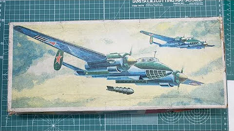 Flugzeug Modellbaukasten TU-2 1/72 Scale Model Aircraft