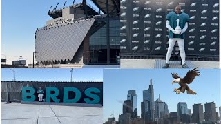 At the Eagles pro shop at the link (vlog)