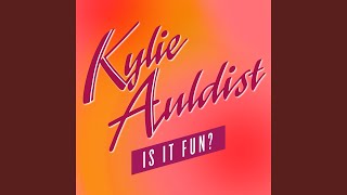 Video thumbnail of "Kylie Auldist - Everythink"