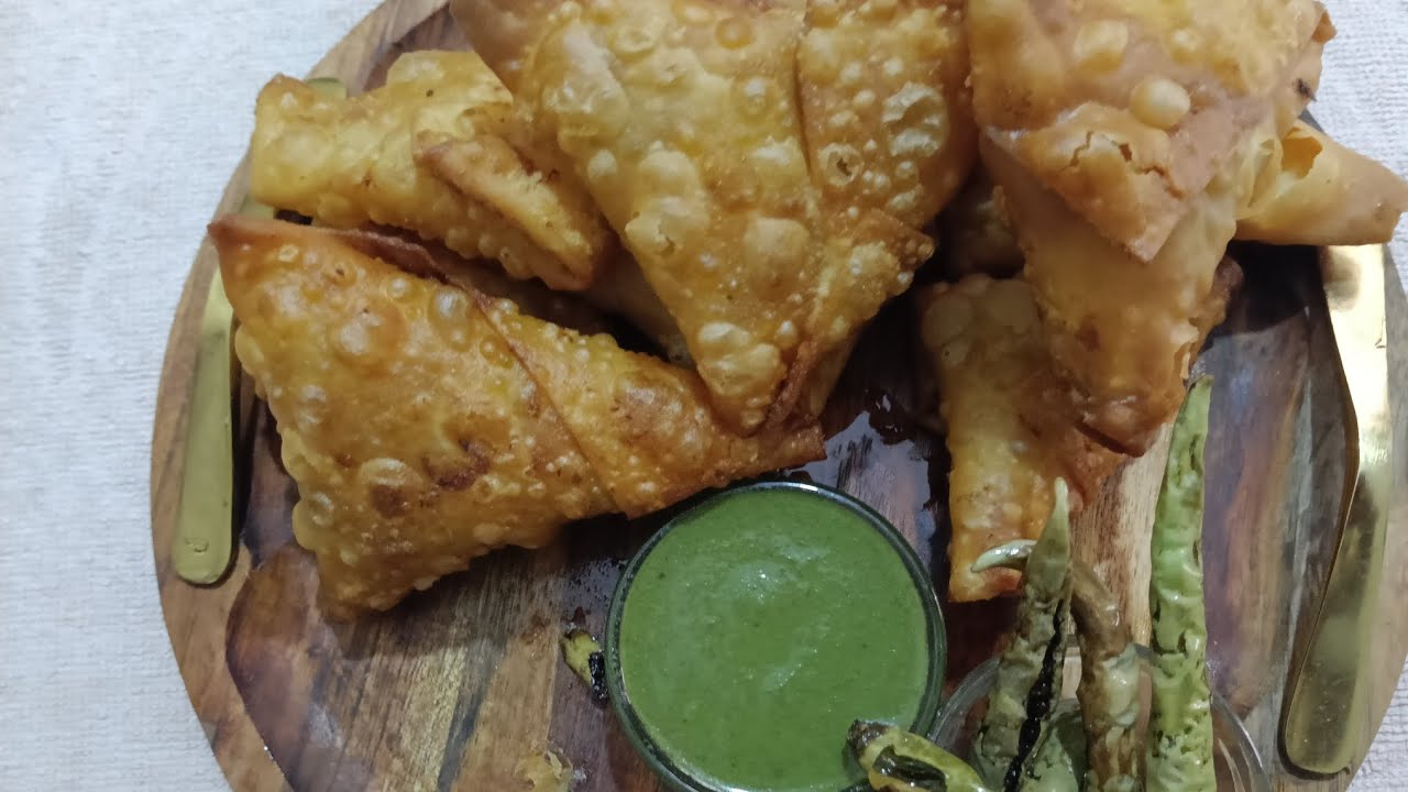 ಮನೇಲೆ ಮಾಡ್ಕೊಳಿ ಟೇಸ್ಟಿಯಾಗಿರುತ್ತೆ, ಆನಿಯನ್ ಸಮೋಸ ಆಲೂ ಸಮೋಸ 