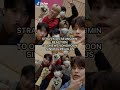 Capture de la vidéo Stray Kids Seungmin Reaction To Onewe Yonghoon Being Himself