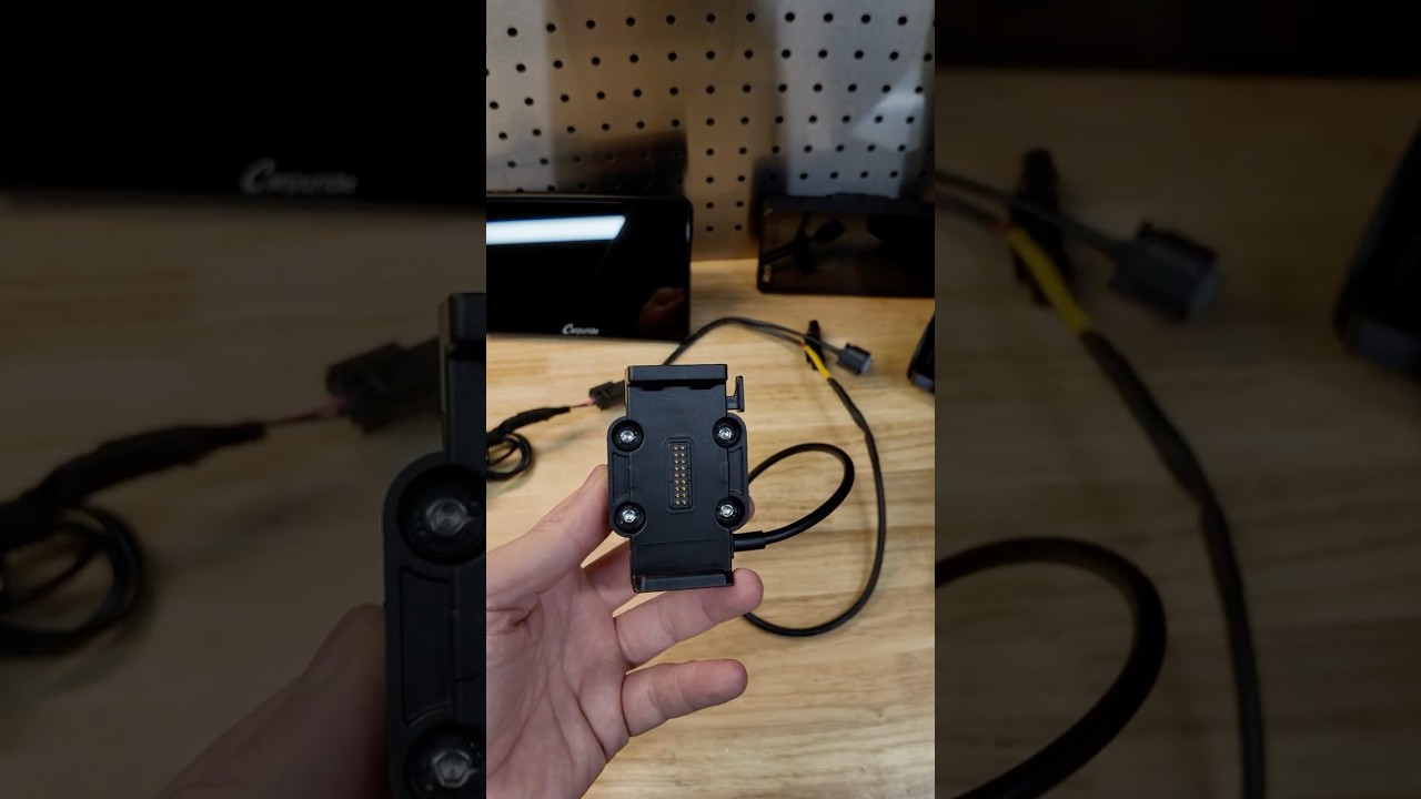 Как я питаю свои навигационные устройства BMW, когда не на мотоцикле! 