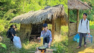 Download Lagu Lanh goes to collect scrap to sell for money - Dad works far away and comes home to visit his son MP3