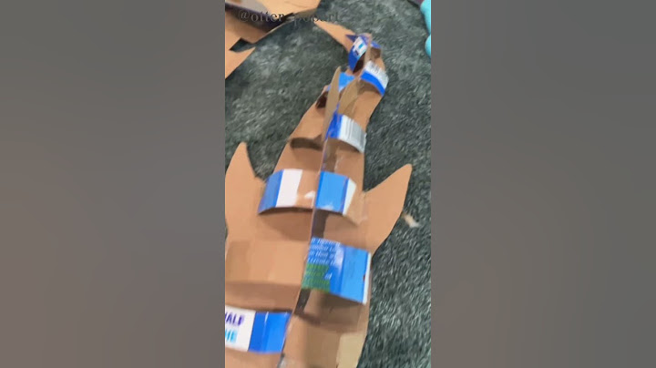 Making a whale shark out of paper mache!🦈 #art #viral #artist #diy #shark #shorts