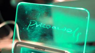 Green LED USB HUB Decktop Clock with Crystal Message Board