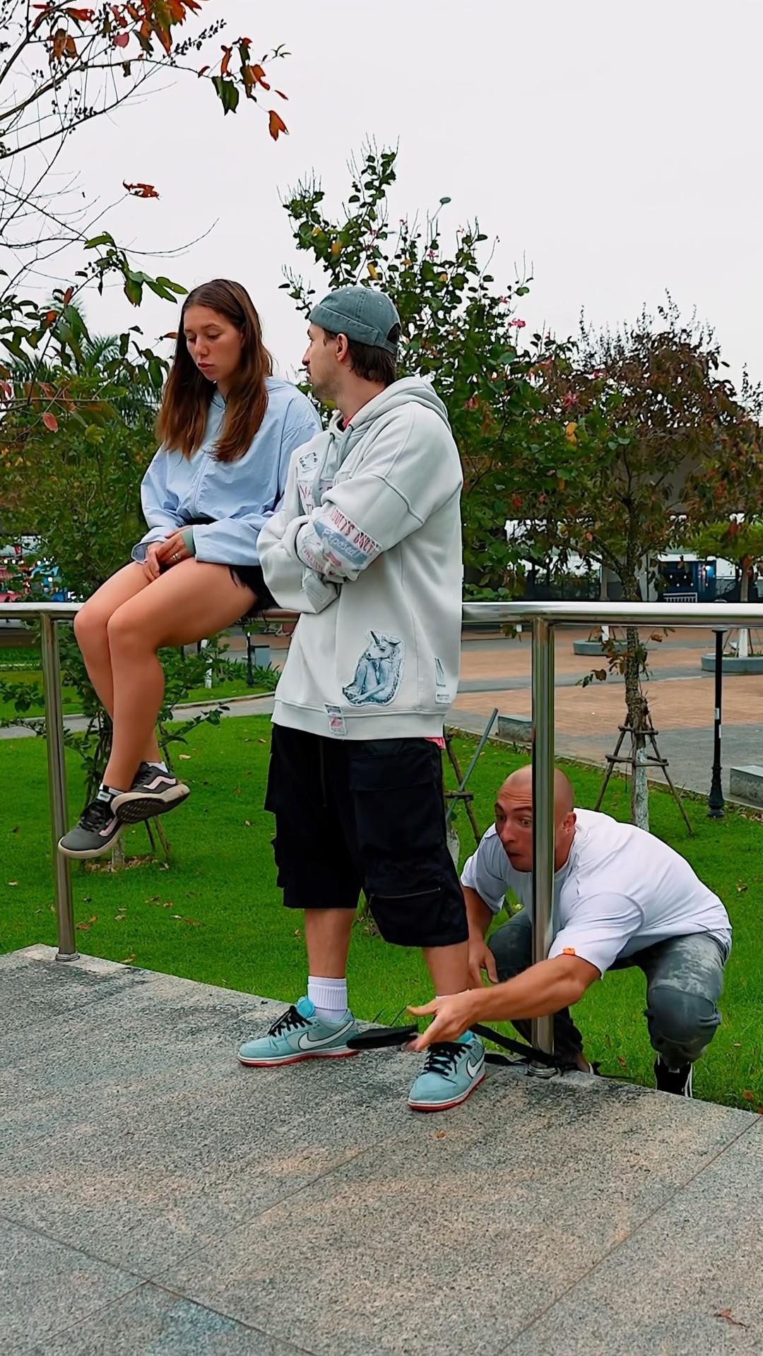 How to Pick Up a Girl Like a Boss? #kiryakolesnikov #funny #prank #love #comedy #stunt #parkour
