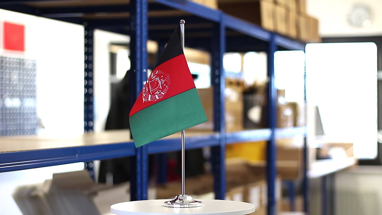 Télécharger 4k, Drapeau De Table Liban, Fond Blanc, Drapeau Du Liban, Drapeau De Table Du Liban