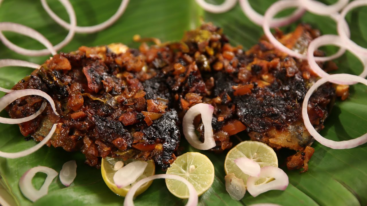 Fish Fry In Banana Leaf | South Indian Style Fish Fry Recipe | Masala Trails | Get Curried