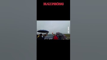 Dùng drone cứu người bị mắc kẹt giữa sông tại xã Ea Ô, Đắk Lắk