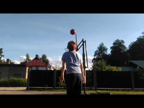 Video: Kā Padarīt Basketbola Grozu