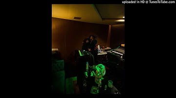 FREE [1] - Sample  - Pyrex Whippa, SouthSide