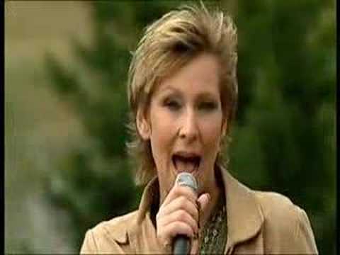 Claudia Jung - Hey 'nen kleinen Schuss hattest du doch schon