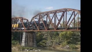 20191106 BigBoy4014CrossingColoradoRiverNearColumbusTX