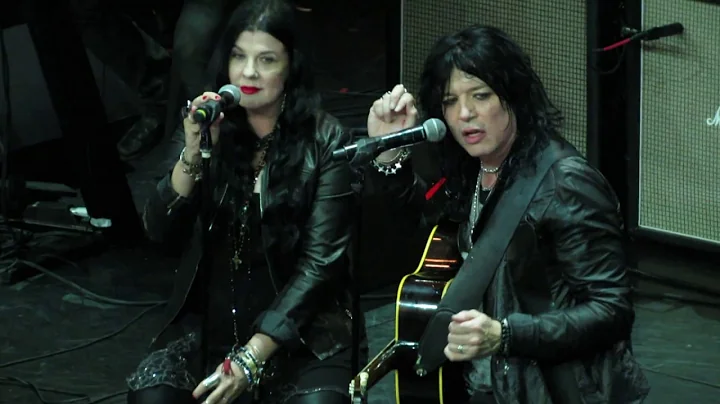 Tom Keifer acoustic LIVE Def Leppard Cruise 2016 -...