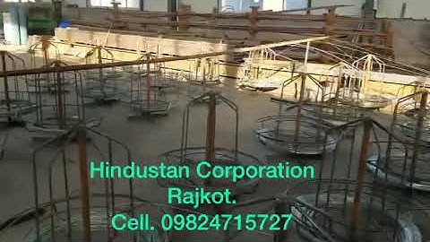 Automatic Grassland Field wire mesh fence machine.