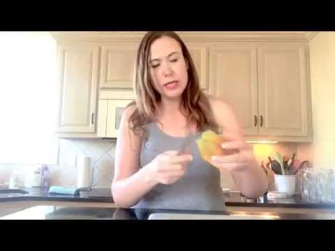 How to cut a star fruit