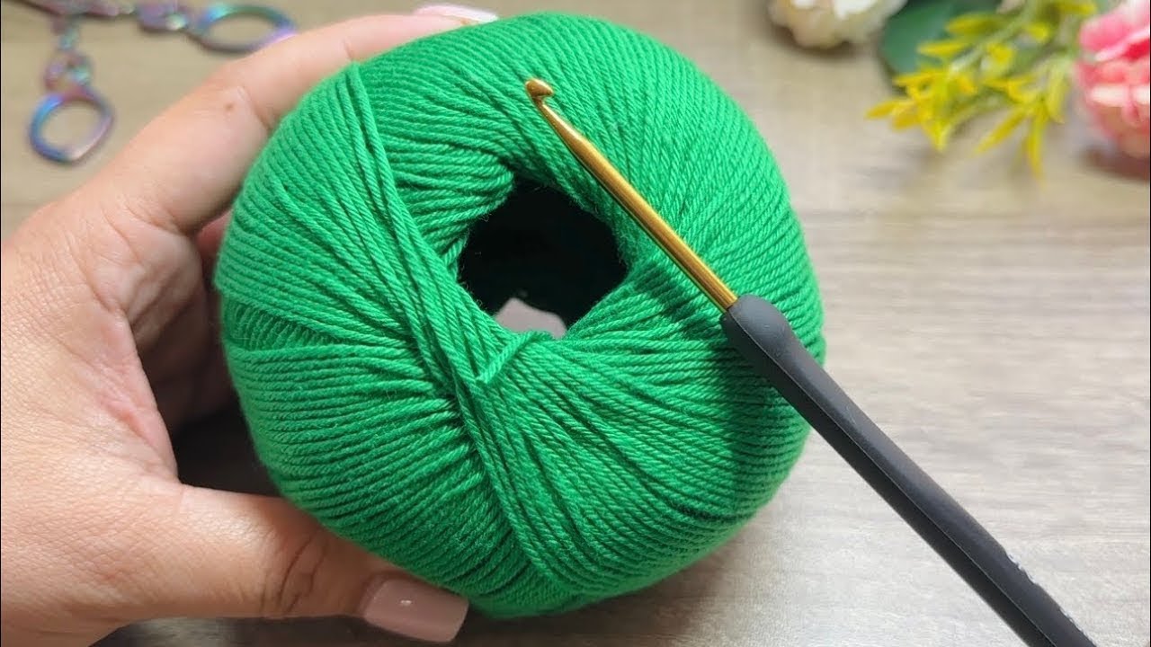 El punto LETRA mas extraño que he tejido ! Yo lo veo como LETRA A 🤔Un patrón de CROCHET DIFERENTE!
