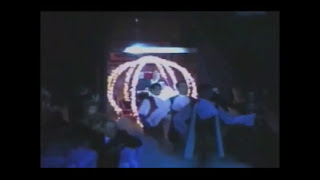 Cinderella Carruage entrance.avi