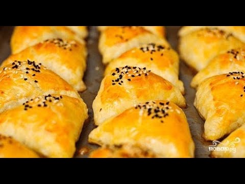 Самсы из слоеного теста с мясом. Домашняя рецепт пошагово