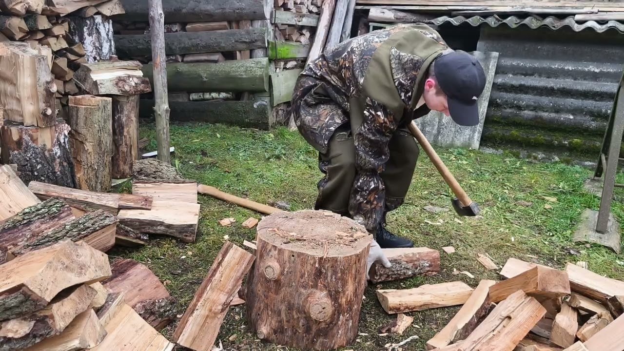 Колка дров часть 2/ Splitting some firewood part 2