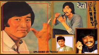 Video thumbnail of "Jhimkaideu Pareli Mann Ma - Danny Denzongpa......."